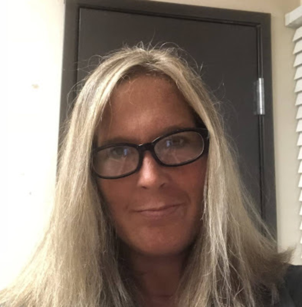 Meet your Posher, Jennifer